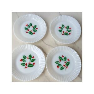 Vintage Crisa Milk Glass Holly Berry Christmas Appetizer Plates 4 Pc Scalloped
